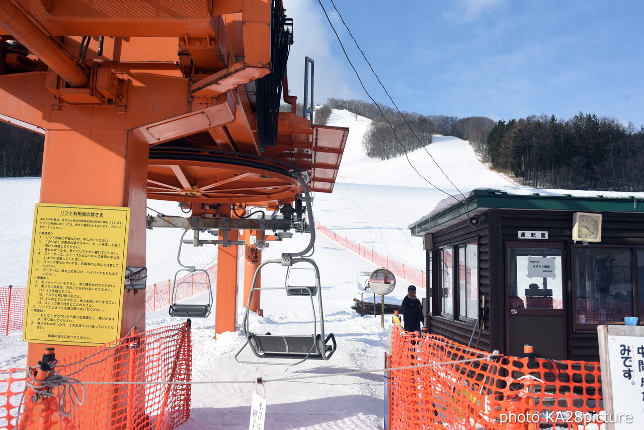 新得町・新得山スキー場　雪不足の今冬。待望のリフト営業開始！今後の降雪に期待しましょうo(^-^)o